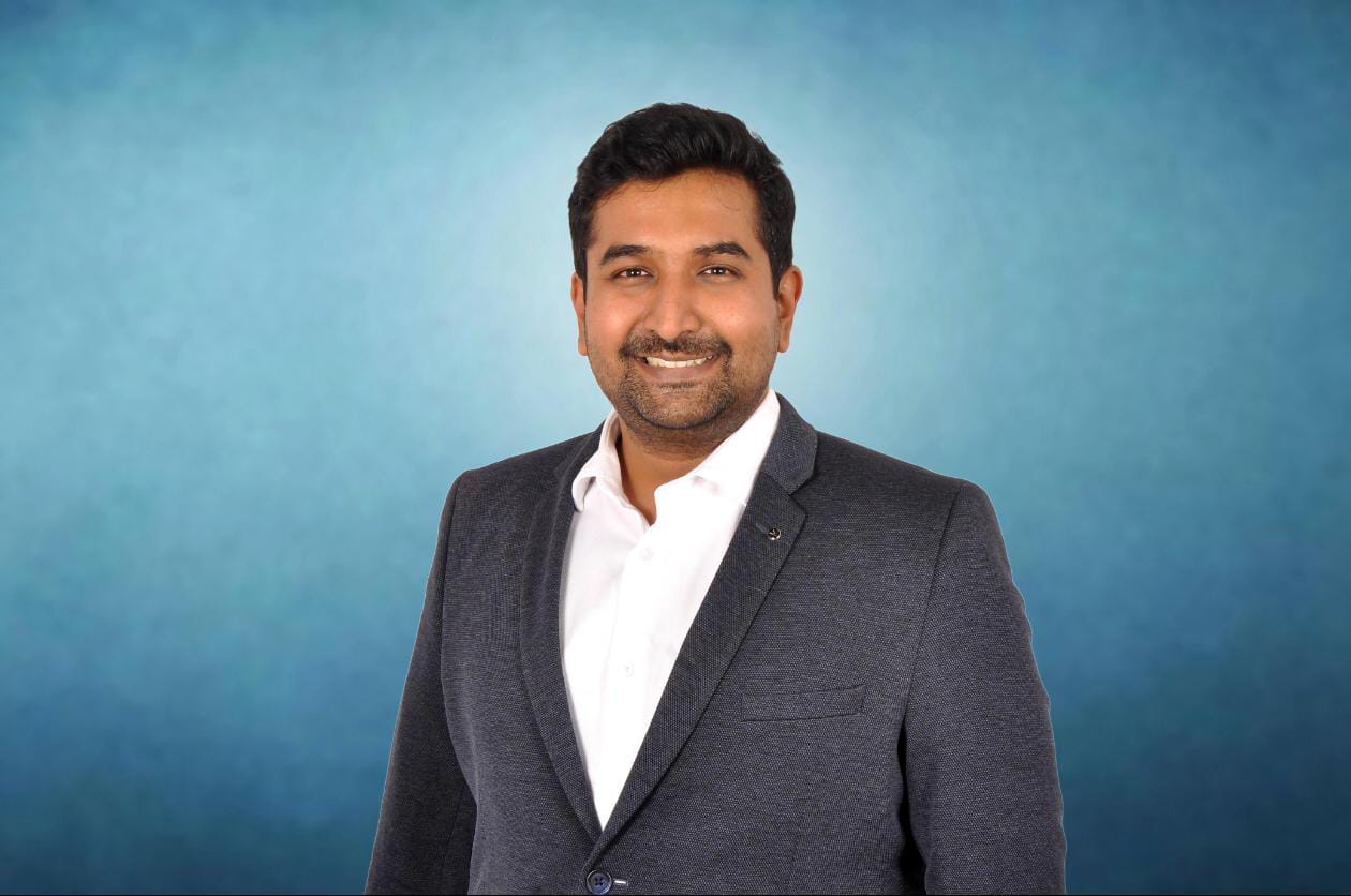 Dr. karthik raghuram